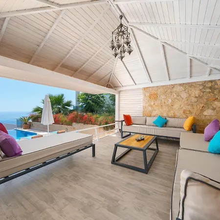 Sleeps 10 Pool Air Con Wifi Калкан