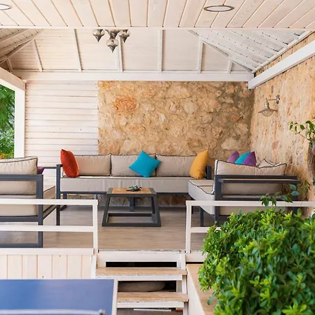 Sleeps 10 Pool Air Con Wifi Вилла Калкан